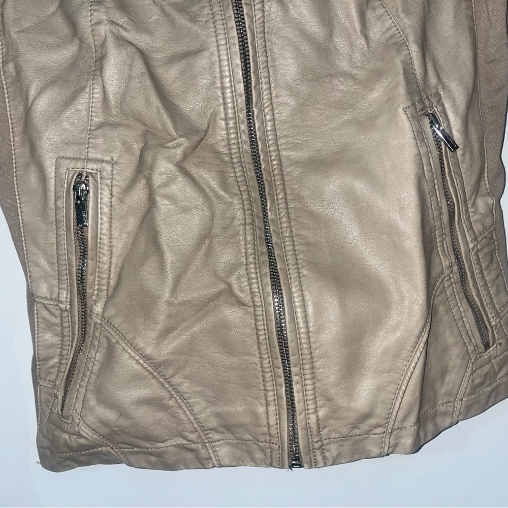 Express Women's Tan Pleather Jacket - Picture 2 of 5